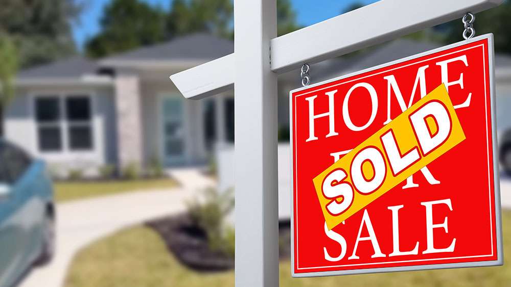 Pricing Your Home Right: Strategies for Attracting Top-Dollar Offers Strategies for attracting top-dollar offers when pricing your home