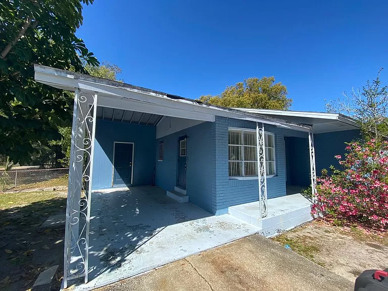 6002 N 42nd St, Tampa, FL 33610