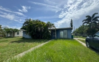 Port Charlotte Investment Property – 2BR with Rental Potential
