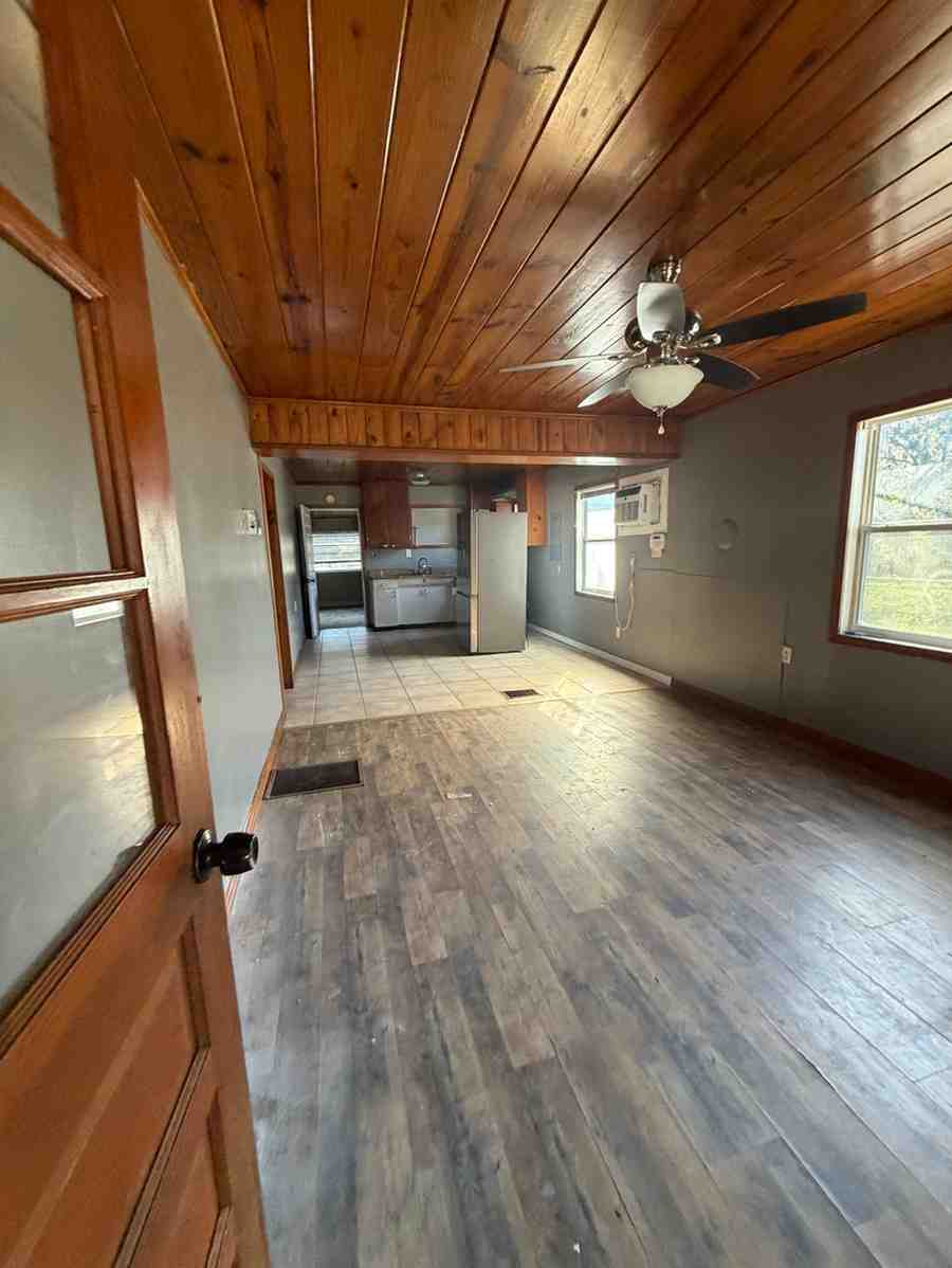 37236 Poinsettia Ave, Dade City, FL 33525 37236 Poinsettia Ave, Dade City, FL 33525