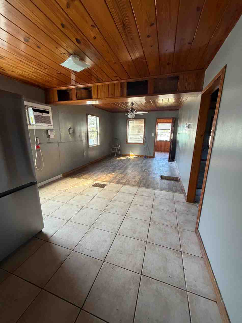 37236 Poinsettia Ave, Dade City, FL 33525 37236 Poinsettia Ave, Dade City, FL 33525