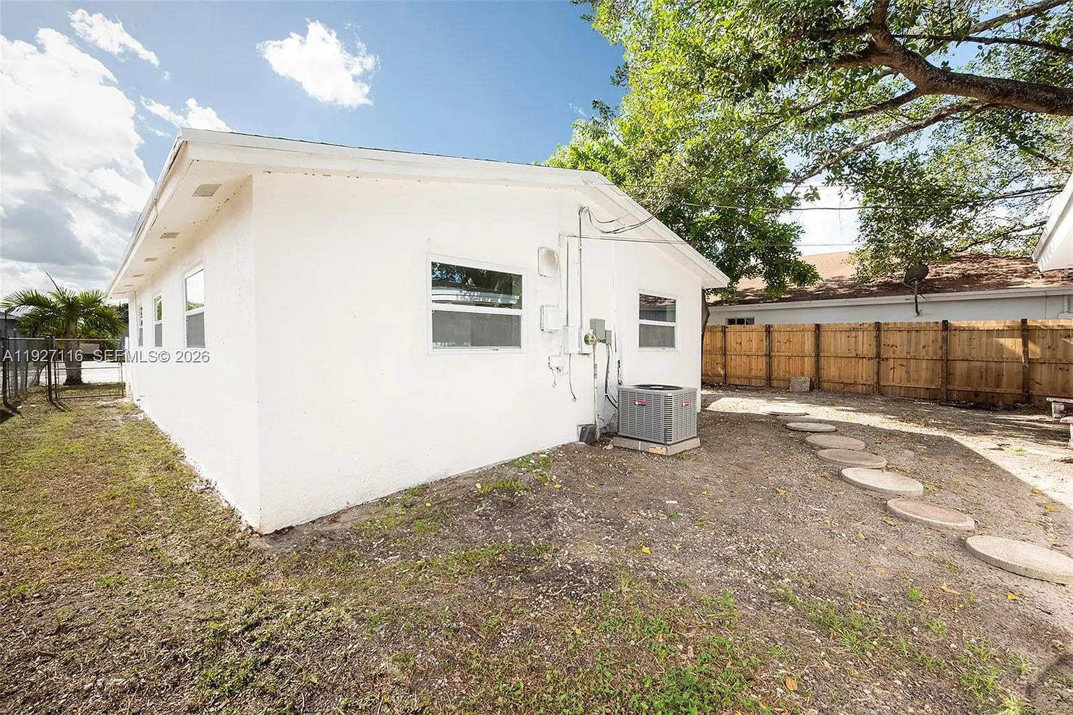 7eff2553d924bbb51bbea4214031d50a-uncropped_scaled_within_1536_1152