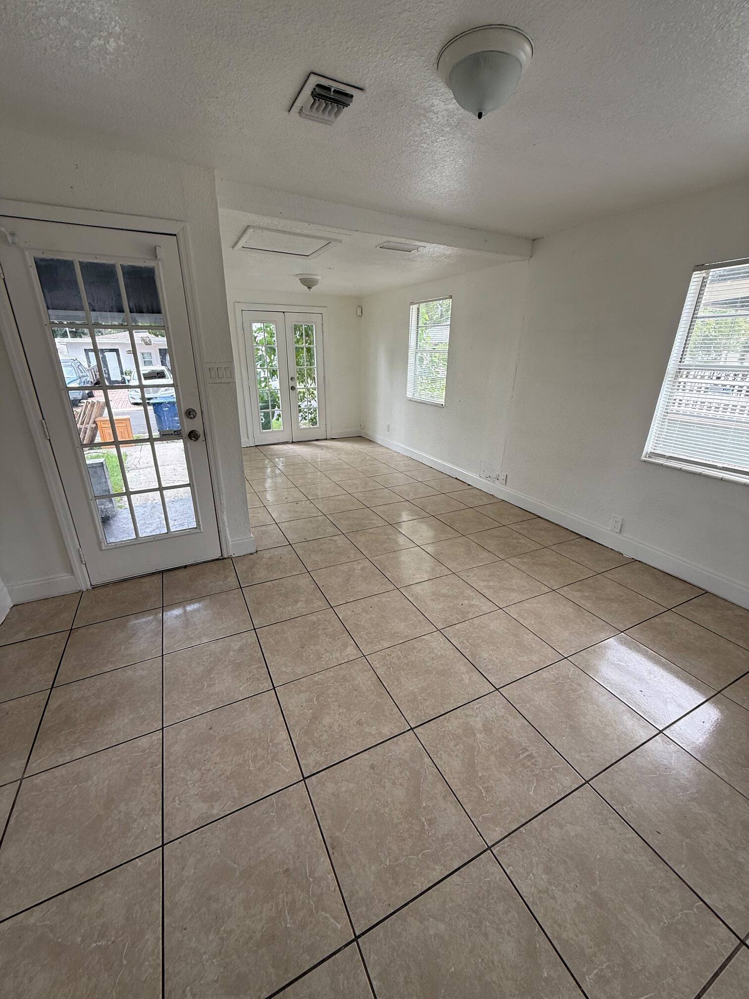 3411 N 13th St - Graystone Investment Group 3411 N 13th St